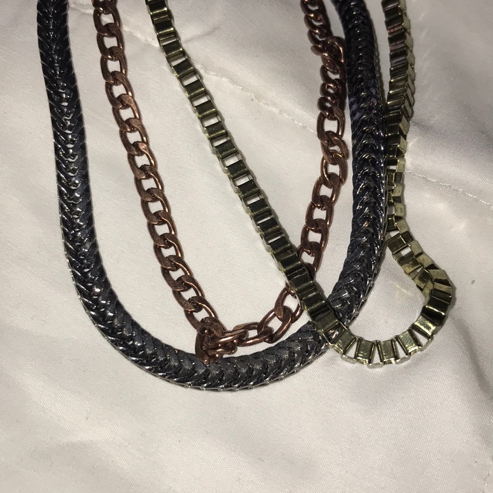 Tri colored metal necklace forever 21
